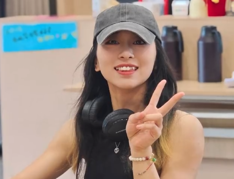 轮椅困不住追梦人！24 岁练出 “麒麟臂”，80 公斤高位下拉藏着不服输的劲