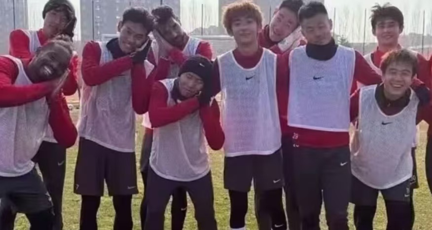 18 岁就放飞自我无底线？亚泰球员出轨被女友举报，职业生涯要凉？