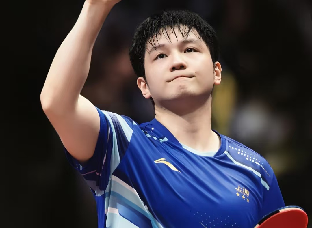 4:1 逆转杀疯了！小胖樊振东卫冕全运男单，成 66 年第二人四届决赛封神