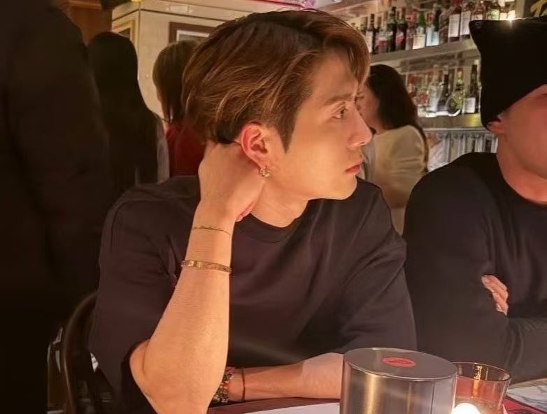 王嘉尔：我曾想过放弃生命，现在想告诉大家 “不用逼自己完美”