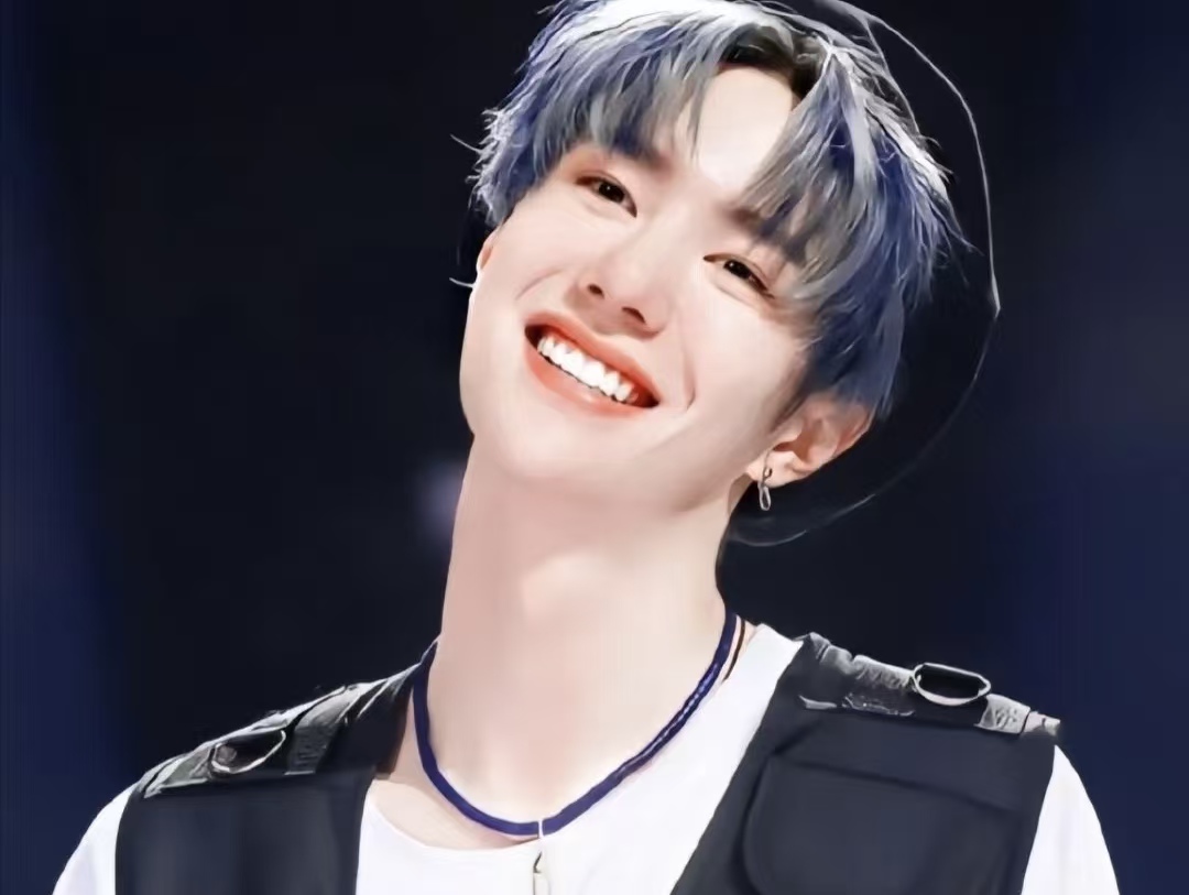 王一博不续乐华？官方回应只说 “等官宣”，合约明年才到期？