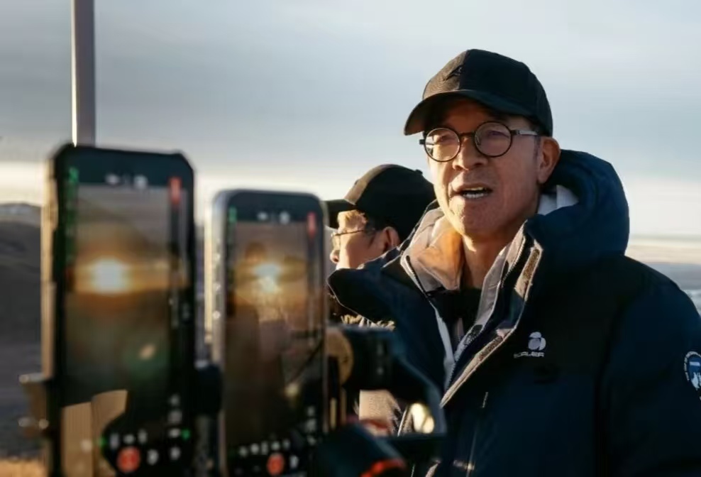 南极争议炸锅！俞敏洪回应 “允许吐槽”，员工要的是加薪不是邮轮？