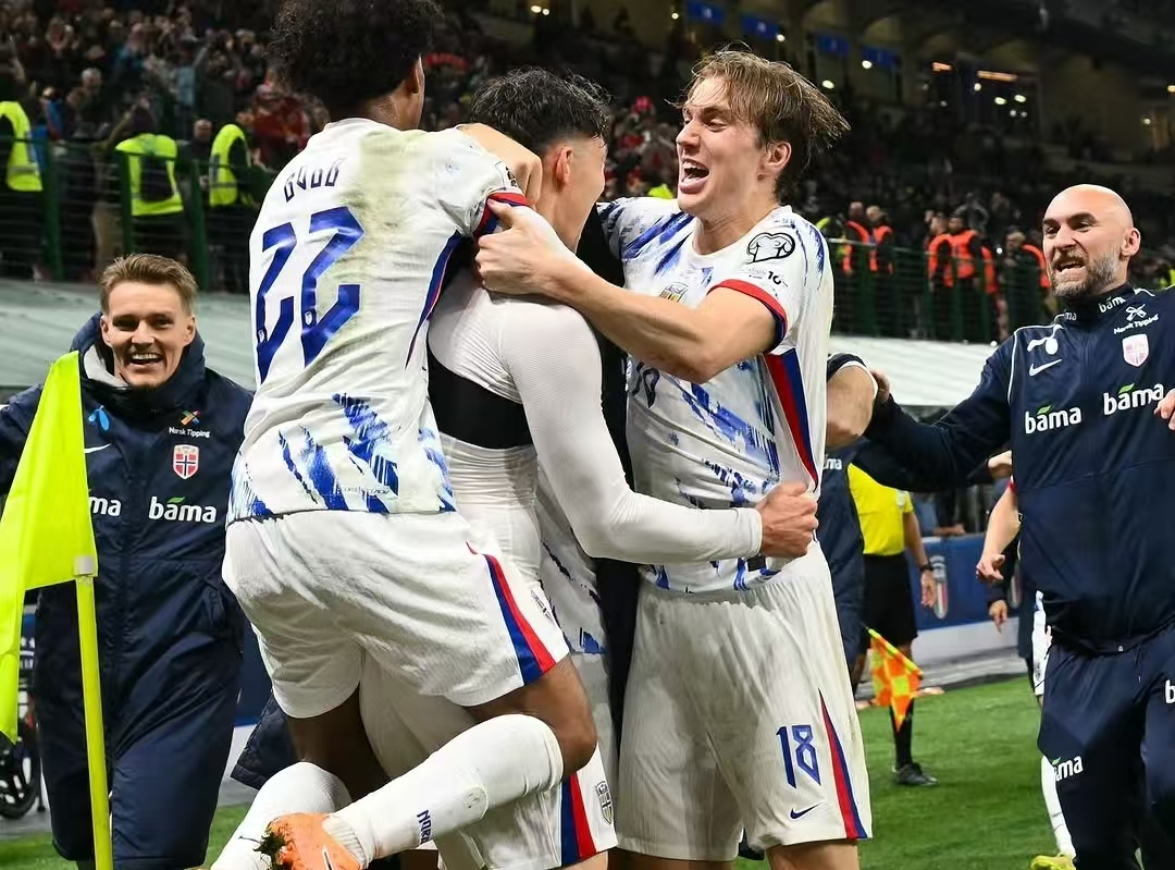 7 个月后开踢！32 支球队就位，16 席终极厮杀藏着多少黑马奇迹？