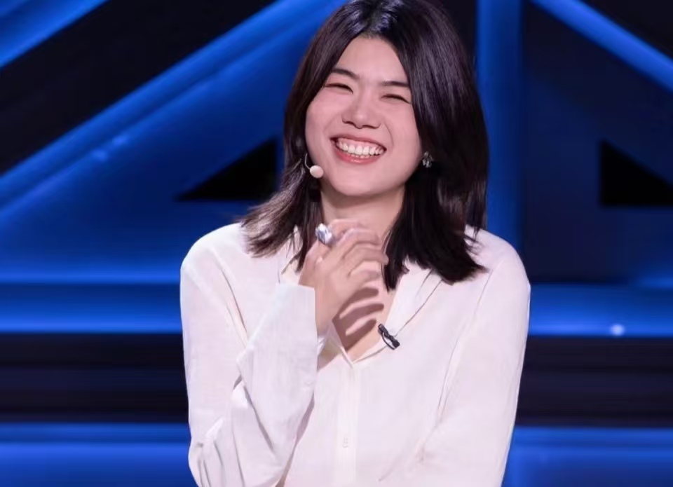 戴军录节目爆猛料！杨笠竟在清迈跟他门对门当邻居，近况太让人意外