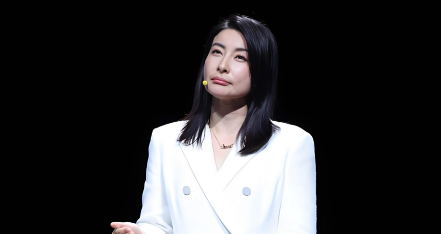 踏浪传圣火，初心映体育：郭晶晶的荣光与精神传承