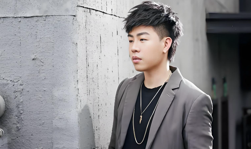 胡彦斌易梦玲恋情引狂议：16岁年龄差，是代沟还是缘分？