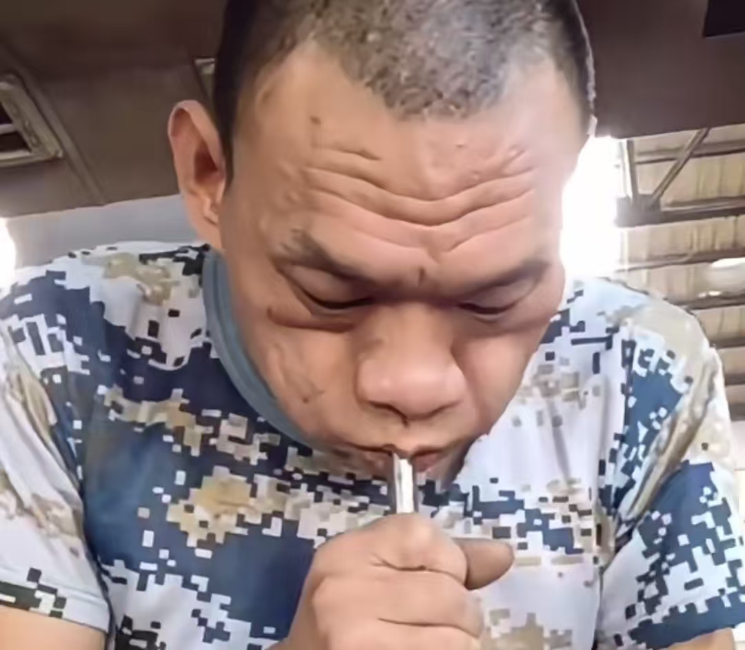 月薪过万却招不到徒弟？广东吹玻璃师傅的 “青蛙脸”，藏着传统手艺的坚守