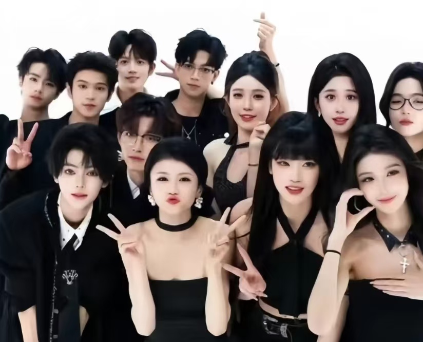 26 元月薪！女孩曝团播黑幕：昼夜颠倒干一月，还要自掏腰包买服装？