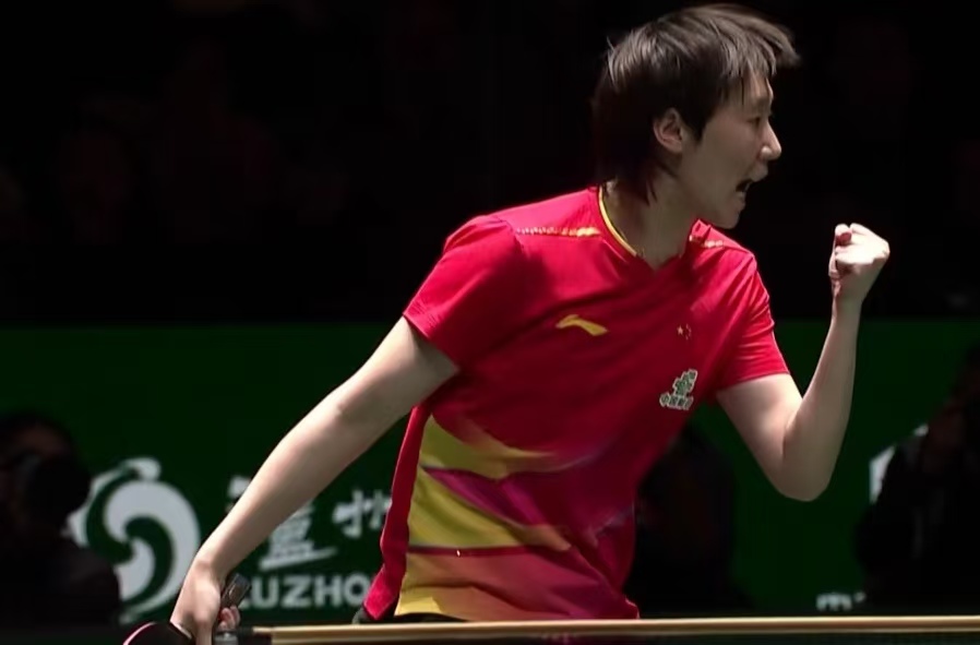 燃爆成都！王曼昱 3-0 零封张本美和，8 战 8 胜碾压，国乒 8-1 狂揽三连冠