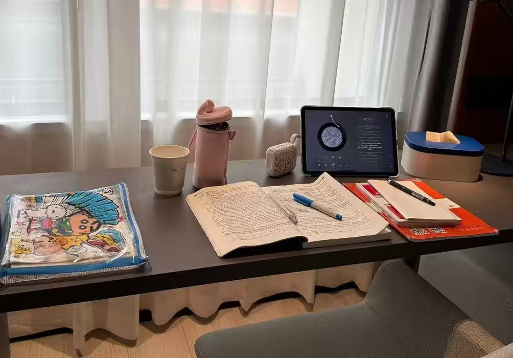 考研前酒店突然 “变脸”：取消低价订单、坐地起价，考生焦虑找房，回应 “超售” 谁信？