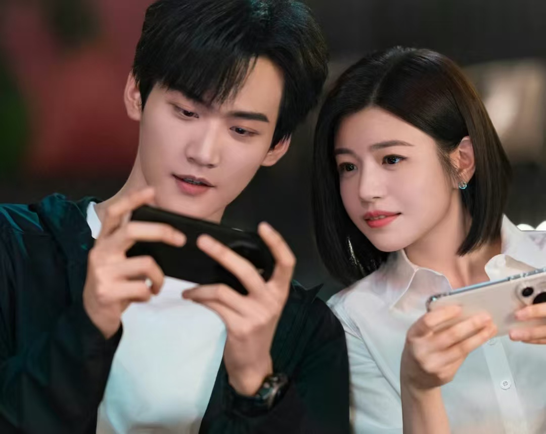 甩掉 “小笼包” 标签！陈妍希离婚后靠《狙击蝴蝶》逆袭，这才是女性该有的样子