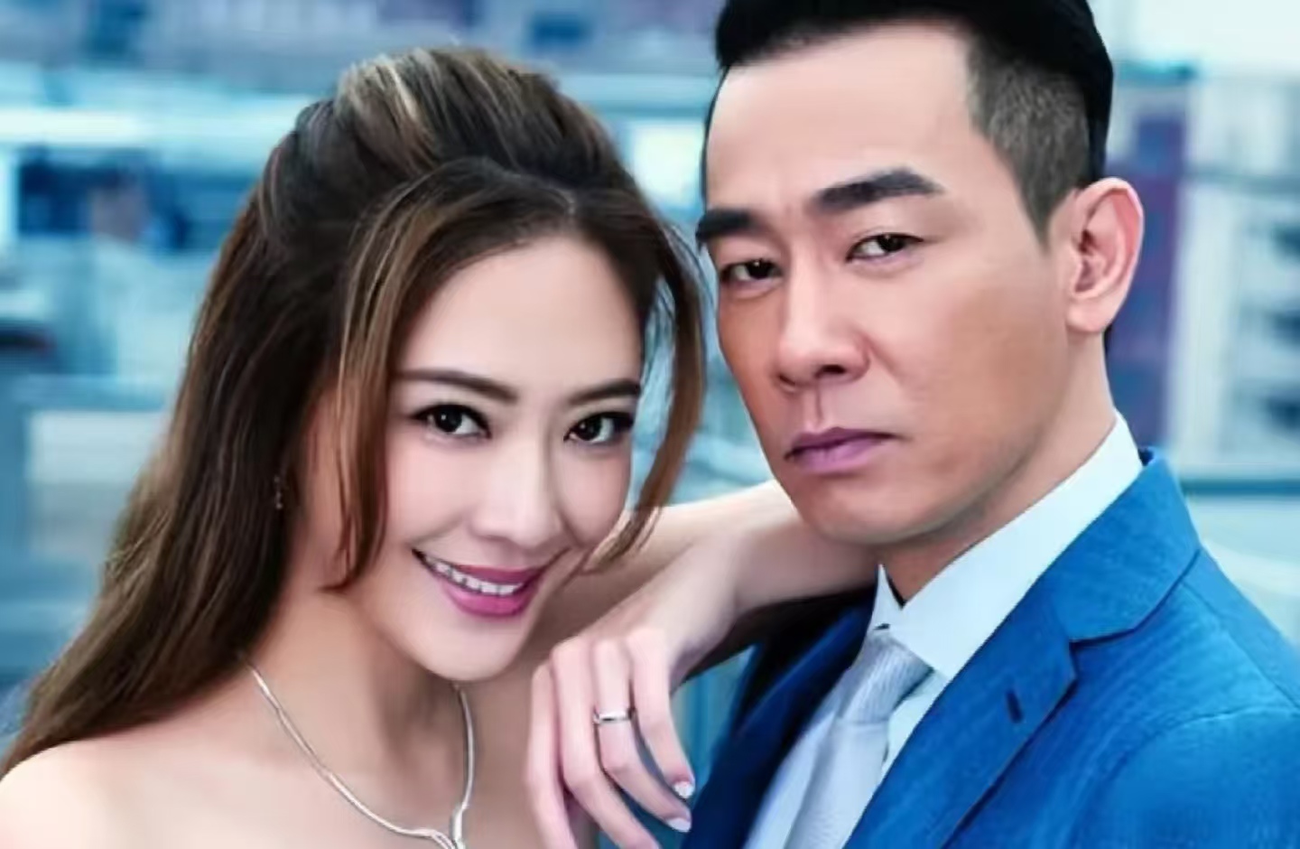 应采儿缺席陈小春演唱会？真相曝光：转身当儿子专属经纪人，Jasper 双语主持稳炸了！