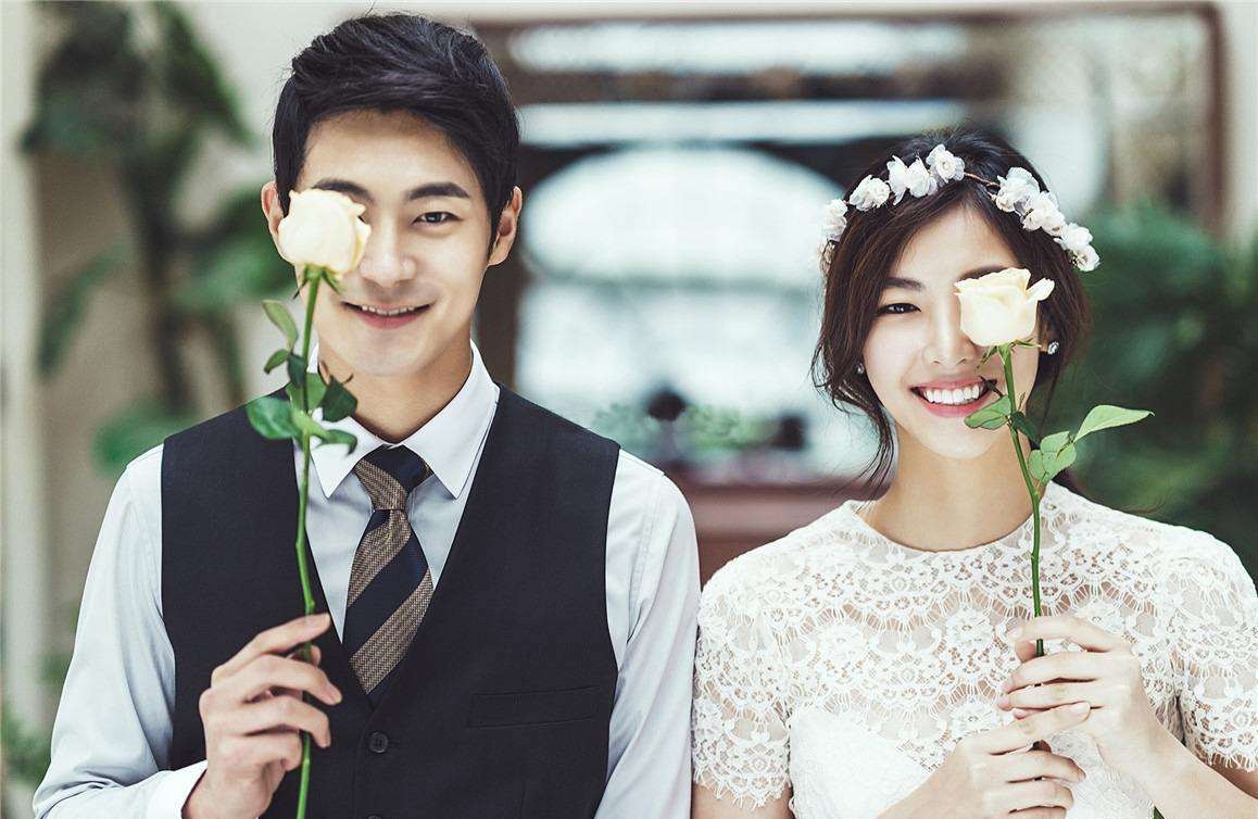 许多女生表达爱很含蓄，却渴望被深爱与懂得