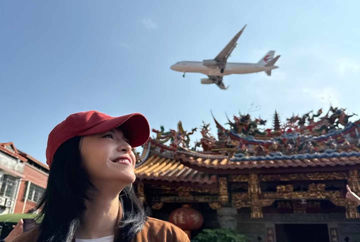 姚晨带娃打卡即将关闭的厦门高崎机场 引发全民怀旧潮