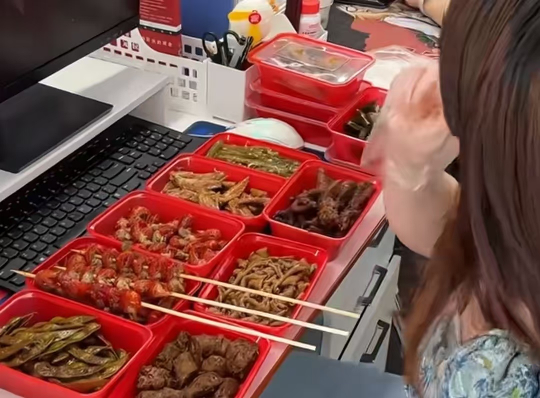 月薪过万的试吃员：不是“带薪干饭”，是用舌头“打工”