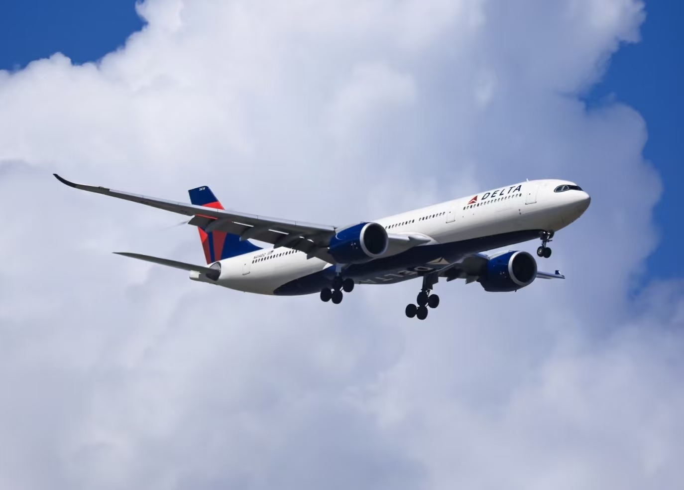 1折机票刷屏！元旦后机票大跳水，200元飞全国，错峰出游捡漏正当时