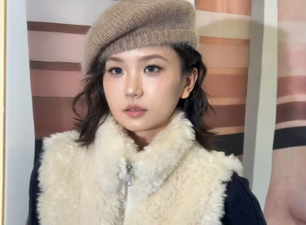 1 万 3 学化妆引全网吵翻！胡楚靓的 “变美账单”，到底是投资还是智商税？