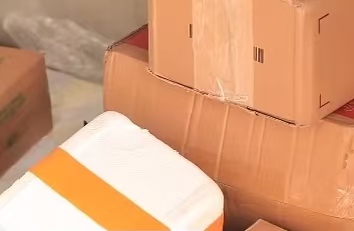 17岁少年钻平台退货漏洞薅羊毛，骗400万获刑6年！