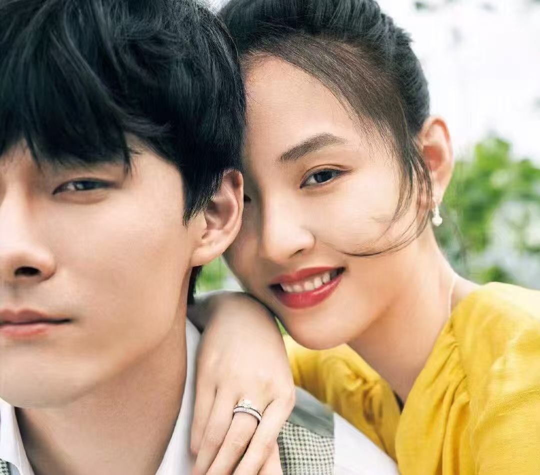 吴倩张雨剑带娃哥本哈根转机回国！低调同行超温馨，复合传闻再升温