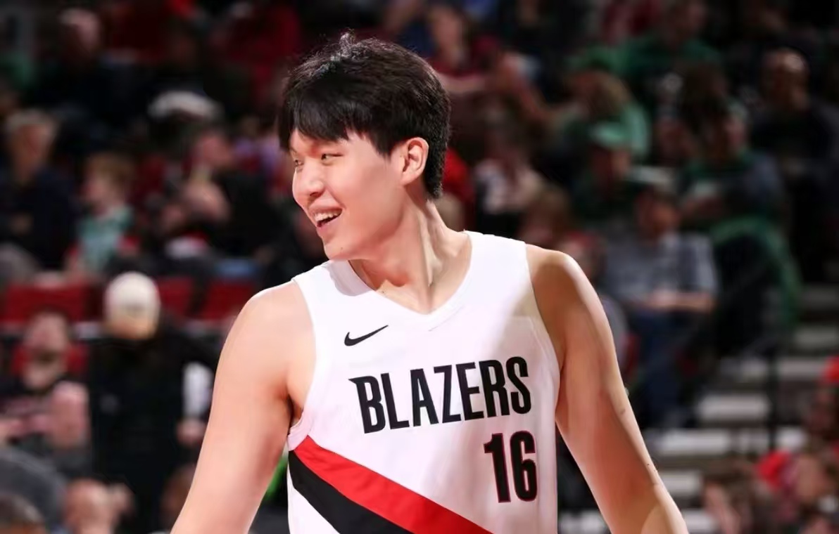 官宣！杨瀚森入选NBA新秀赛，成姚明易建联后中国第三人