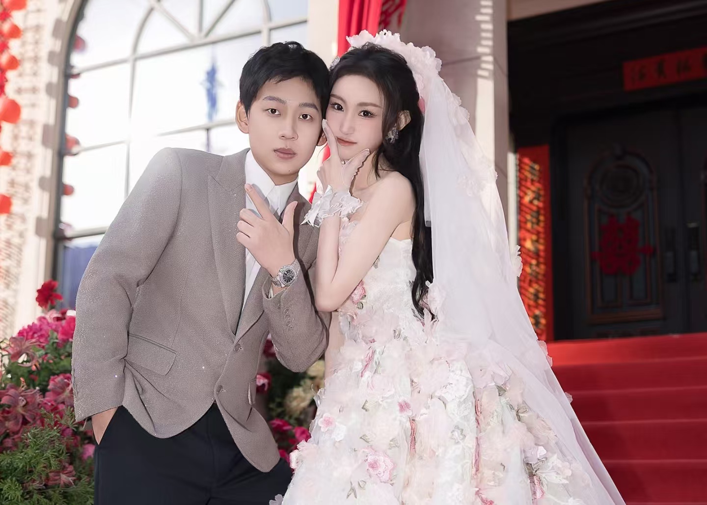 从《绿色》到豪门婚礼，陈雪凝嫁 “煤二代”，现场改歌词甜度拉满