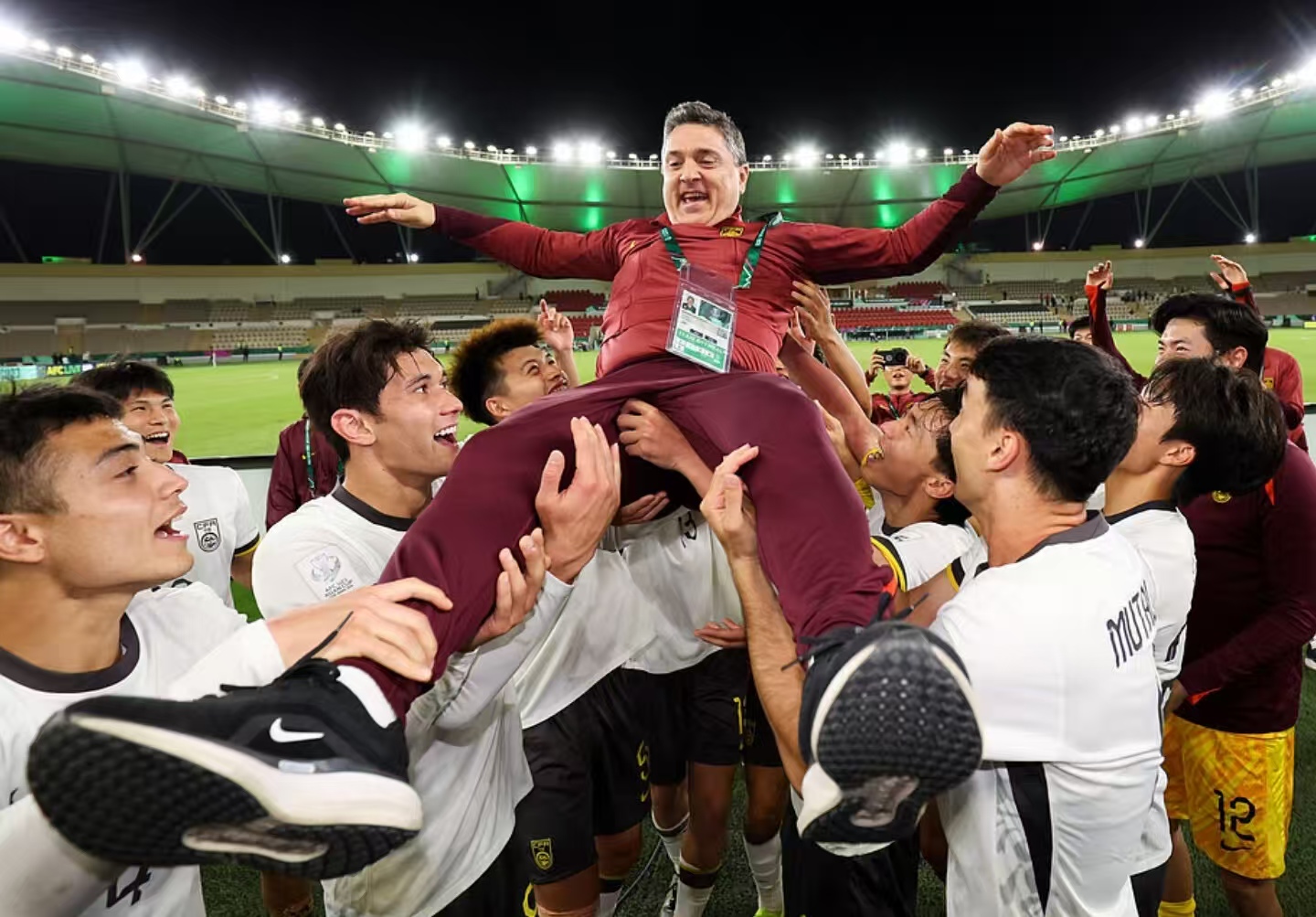 3-0 横扫越南！U23 国足闯决赛喊出 “全力争冠”，这场 “富裕仗” 燃爆中国足球