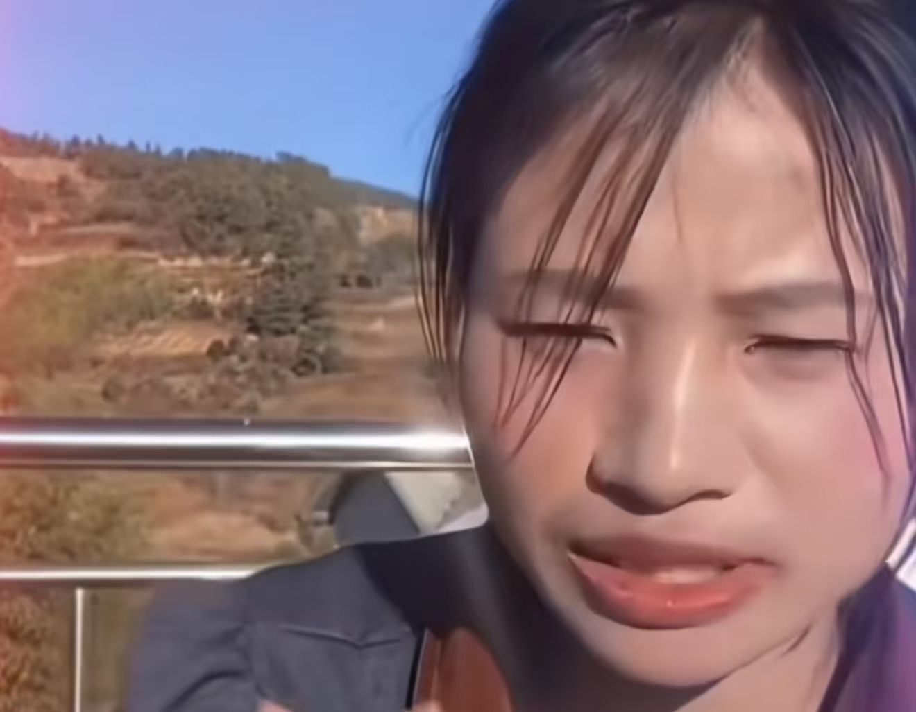 流量反噬？网红小英自曝家丑，撕开网红夫妻人设遮羞布！