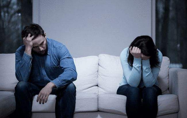 为什么中年夫妻感情逐渐疏远？这三大隐患是关键原因