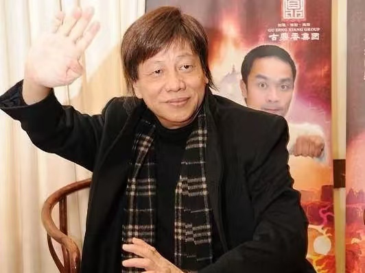 梁小龙突发心脏衰竭离世，寒冬为何成老年人的 “生命坎”？