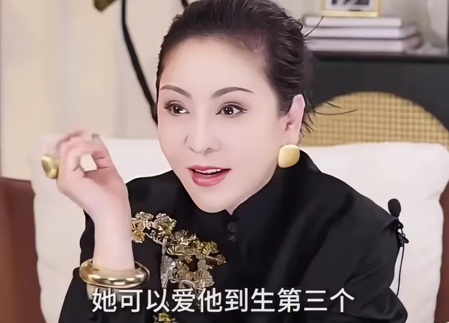 向太力挺方媛：哪来的名媛培训班？她没错，只是幸运