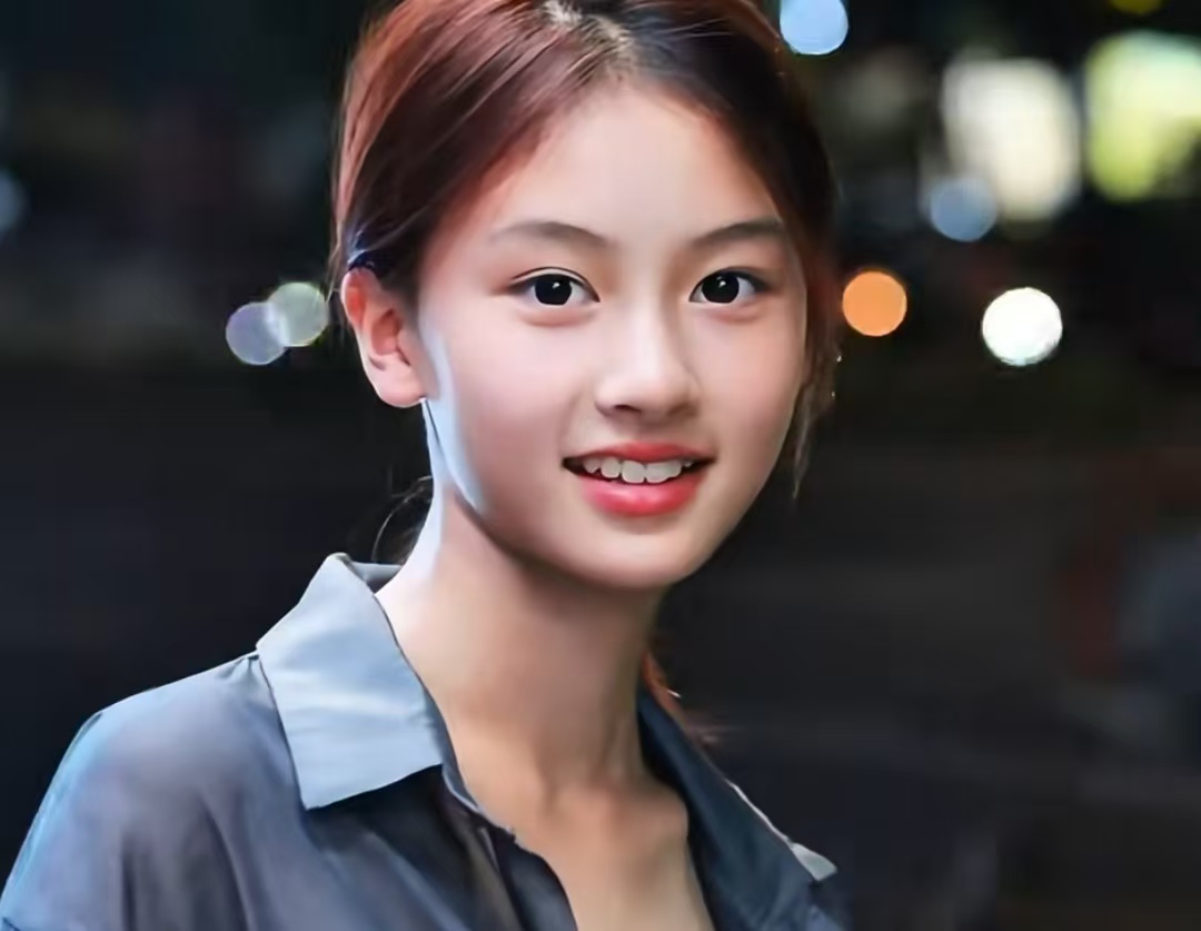 娱乐圈清流！七七妈妈婉拒于正邀约，“学业优先” 选对公司，被网友称为“妈咪严选”