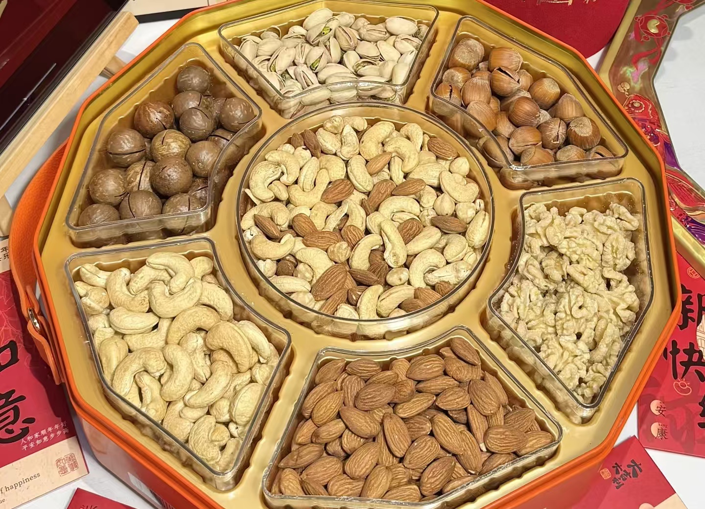 春节囤货“嗑不起”！一斤炒货218元，贵过猪肉10倍，网友怒喊：薛记这是卖珠宝？