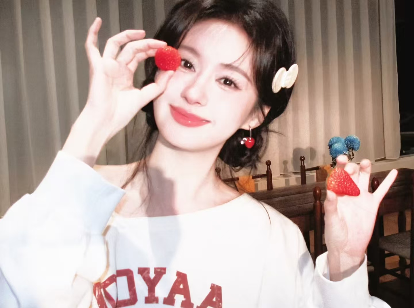 拍戏VS宣发两难全？郑合惠子缺席《你好星期六》，舆论吵翻了