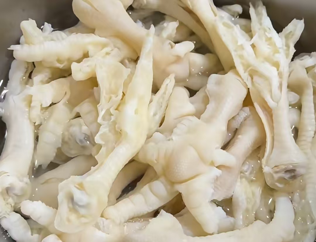 警惕双氧水泡鸡爪！这种 “高颜值” 零食，吃了伤肝肾