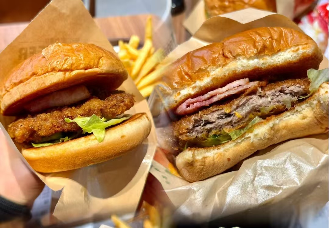 15元安格斯汉堡火出圈！魏家凉皮跨界逆袭，外地食客跨城打卡