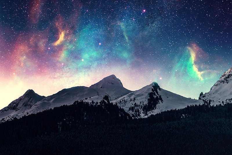 极光低语，星夜回声