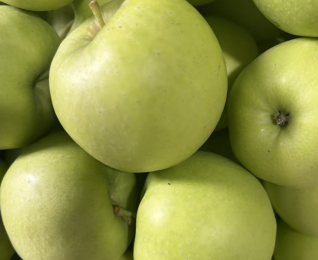 正在消失的童年味道：青苹果、绿皮橘子，为何渐渐淡出我们的果盘？