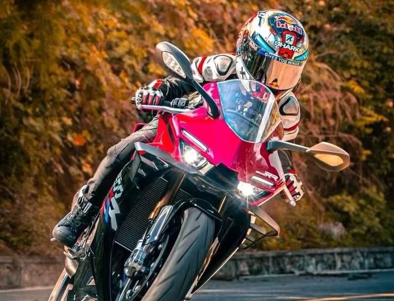 34岁法国老将被豪门抛弃，骑中国机车拿世界冠军