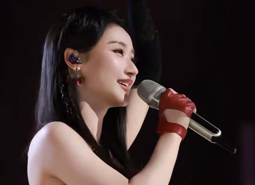 反转拉满！乘风 2026 黑马何宣林，全开麦炸场却票数垫底，节目组急改赛制留人