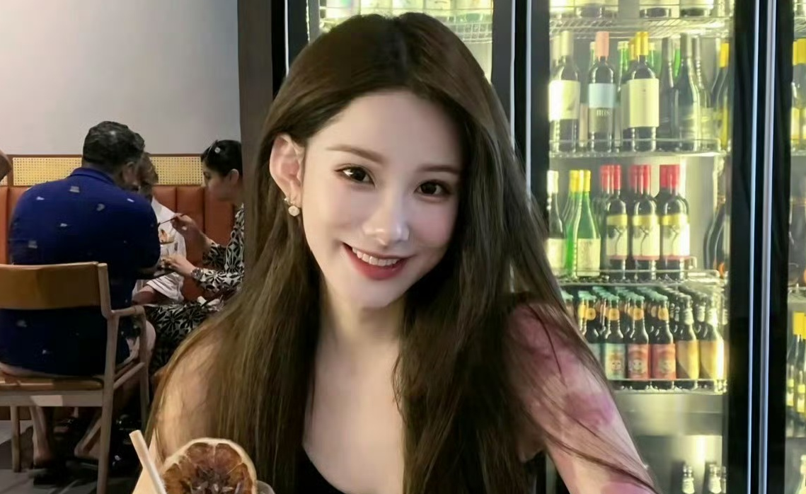 大瓜！花三三被曝拿金主钱养男模、刷其他主播，榜一大哥怒要回全部打赏