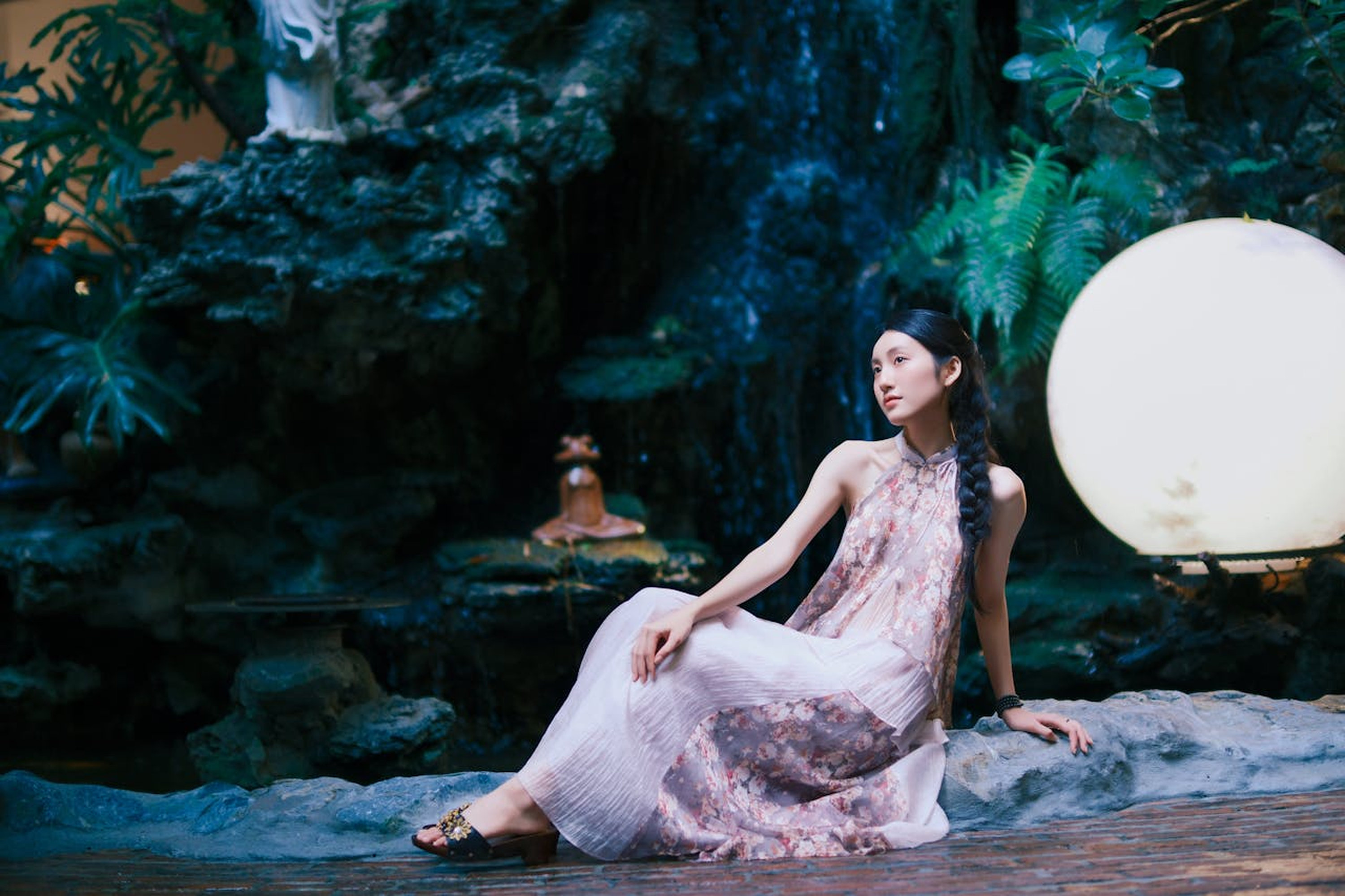 挂脖碎花少女｜解锁温柔新中式风📸