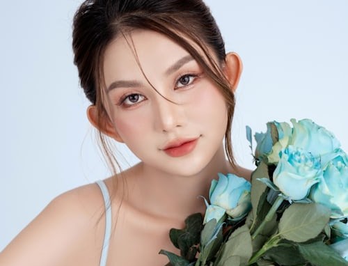 🩵清透冰蓝写真｜纯欲辣妹风｜蓝玫瑰氛围感棚拍