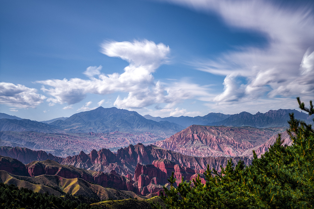 🏞️ 亿万年沧海变迁，定格山河地质奇观