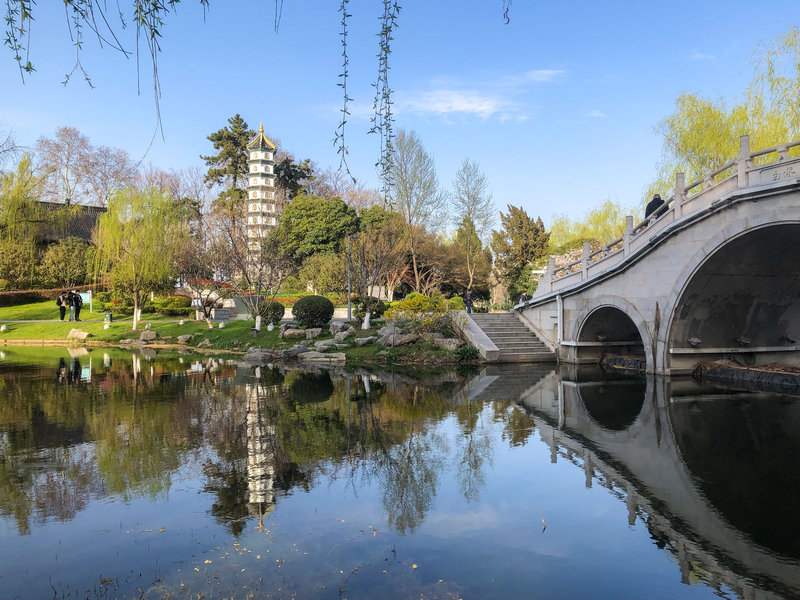 古檐映新城，金陵古今建筑风光合集