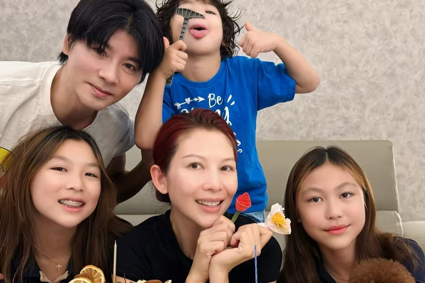 蔡少芬立下家规：女儿 18 岁前不许恋爱，原生经历道出背后原因