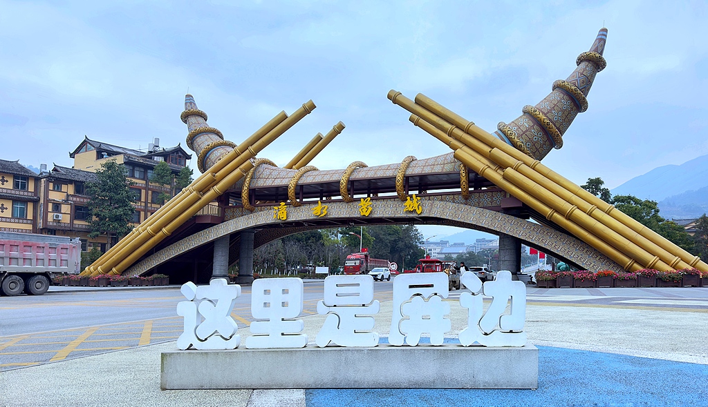 世界级“人字桥”在红河峡谷隐秘百年？屏边绝美风景曝光，美得不似人间