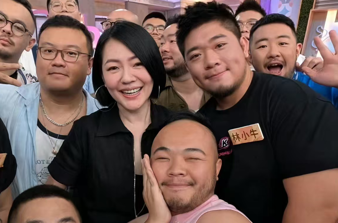 当年爆火的小 S 梗，如今算冒犯言论？幽默审美彻底断层