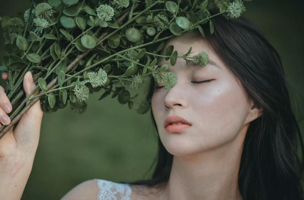 林间与花束相伴，森系清冷感直接拉满✨
