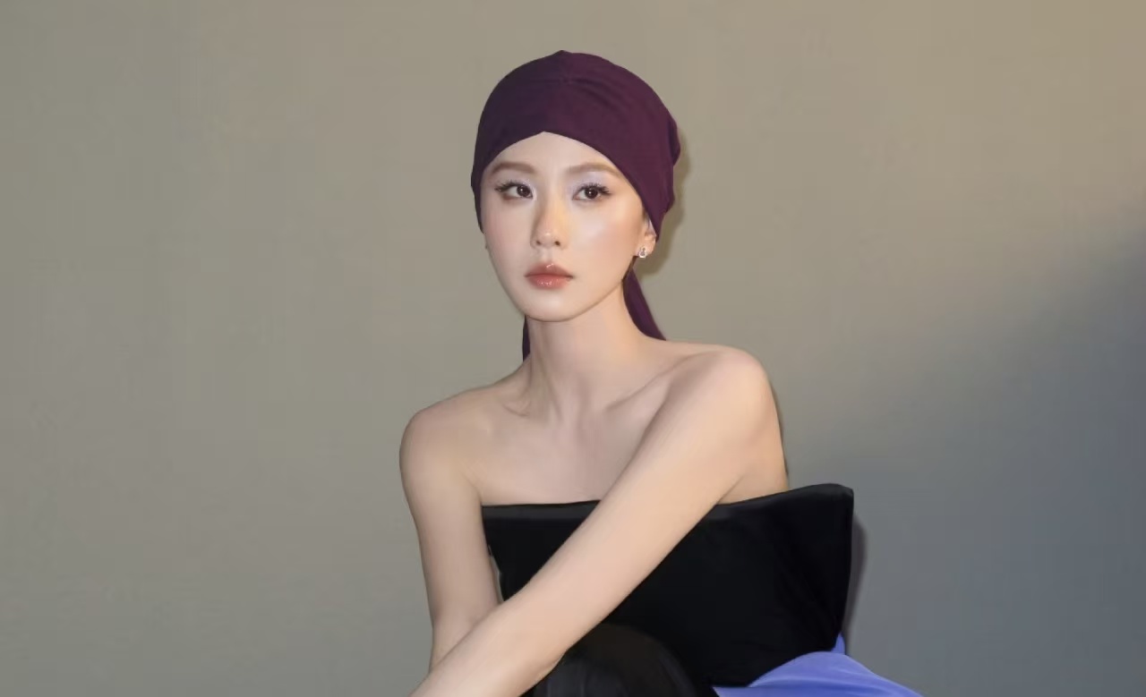 反差感拉满！刘诗诗全新先锋杂志大片，褪去温婉，冷感高级直接杀疯