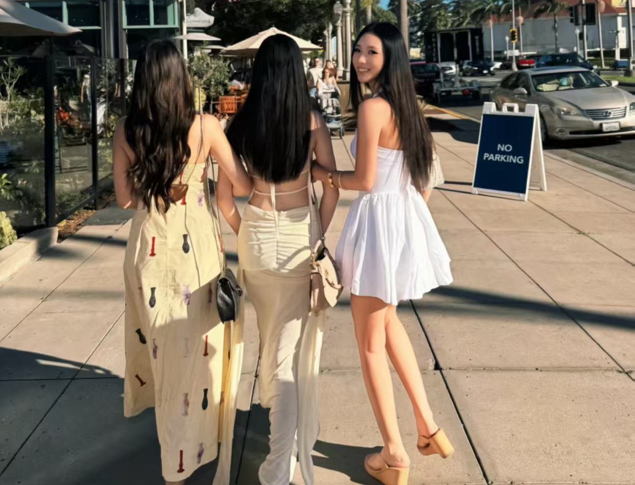 嘴上质问心里骄傲！小S花式吐槽女儿辣妹写真
